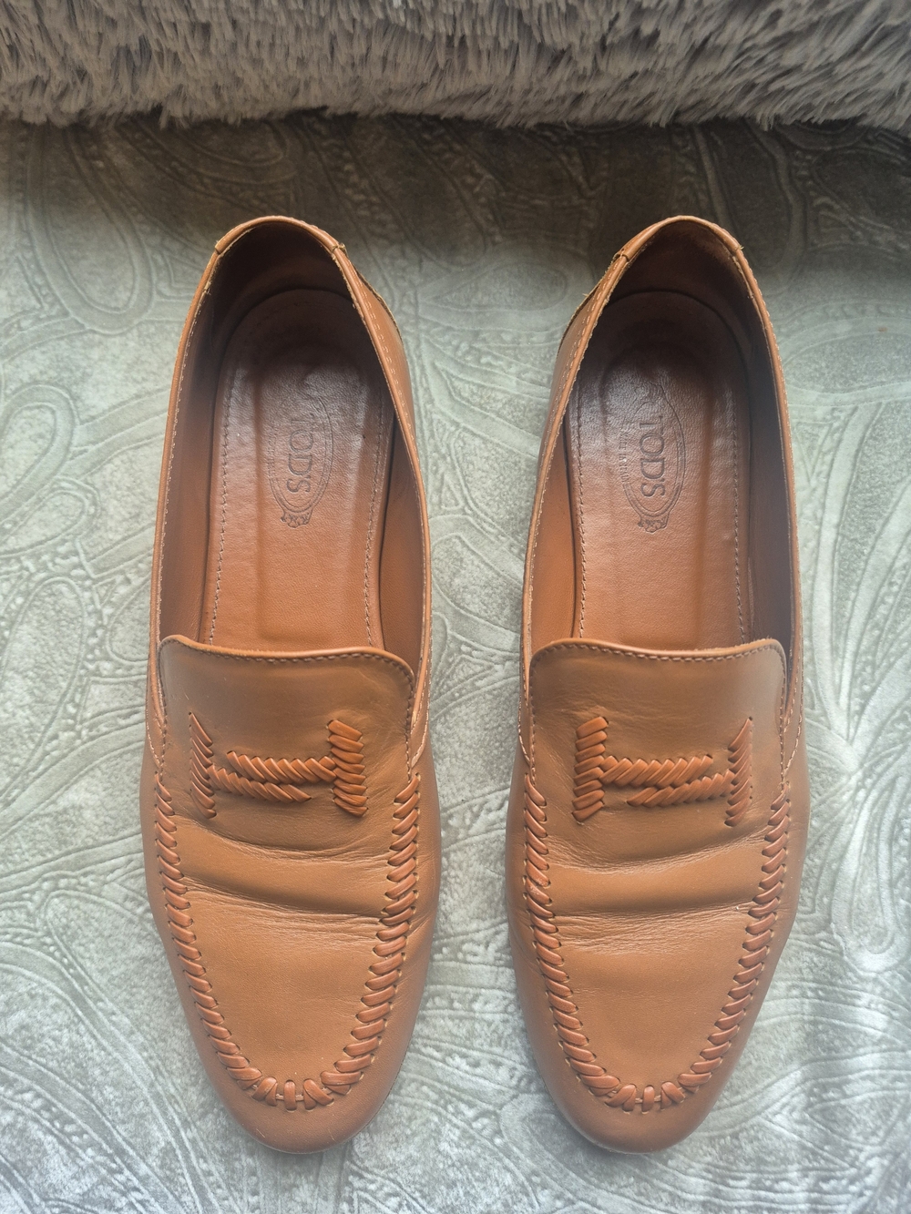 Tod's Women's Leather Loafers in Tan
